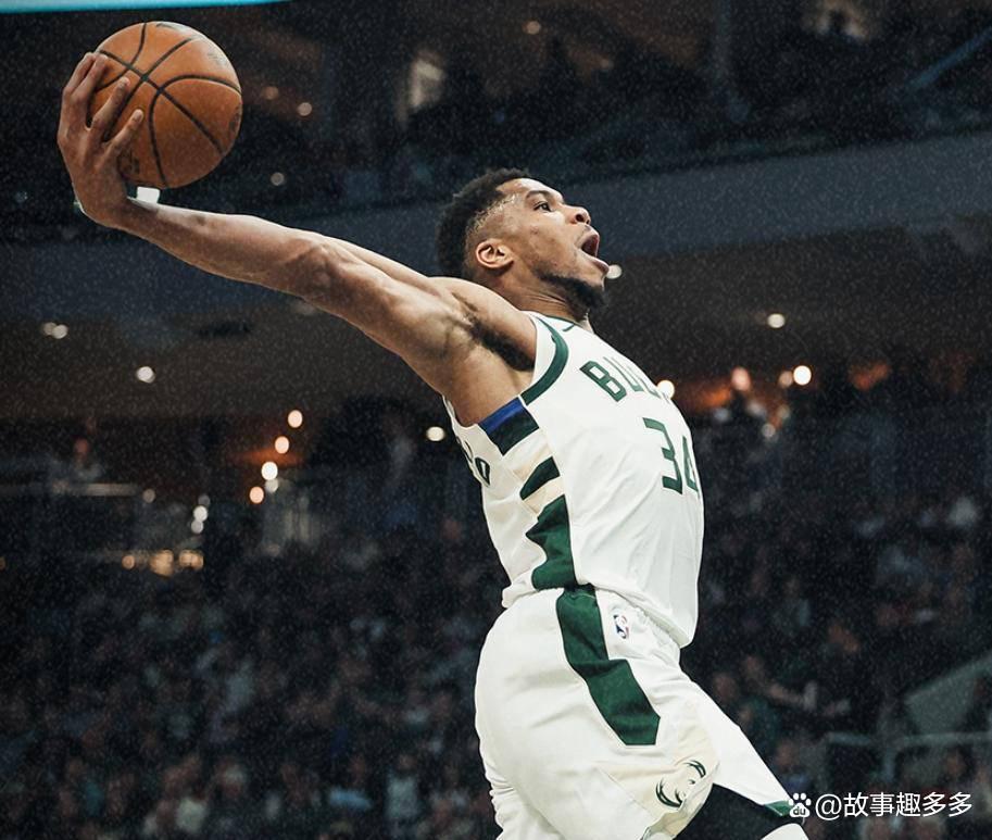 字母哥突破吸引包夹视频